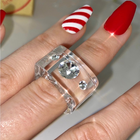 Clear Lucite Cube Ring Embellished With Crystals, Transparent Acrylic Ring - Picture 15 of 16